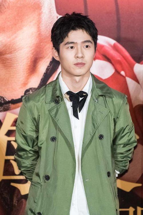 娱乐吃瓜刘昊然,娱乐圈的“吃瓜”达人,揭秘明星幕后故事 第2张 娱乐吃瓜刘昊然,娱乐圈的“吃瓜”达人,揭秘明星幕后故事 第2张