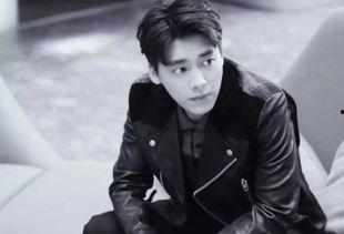 娱乐圈吃瓜李易峰是谁呀,揭秘李易峰的星光之路 第2张 娱乐圈吃瓜李易峰是谁呀,揭秘李易峰的星光之路 第2张