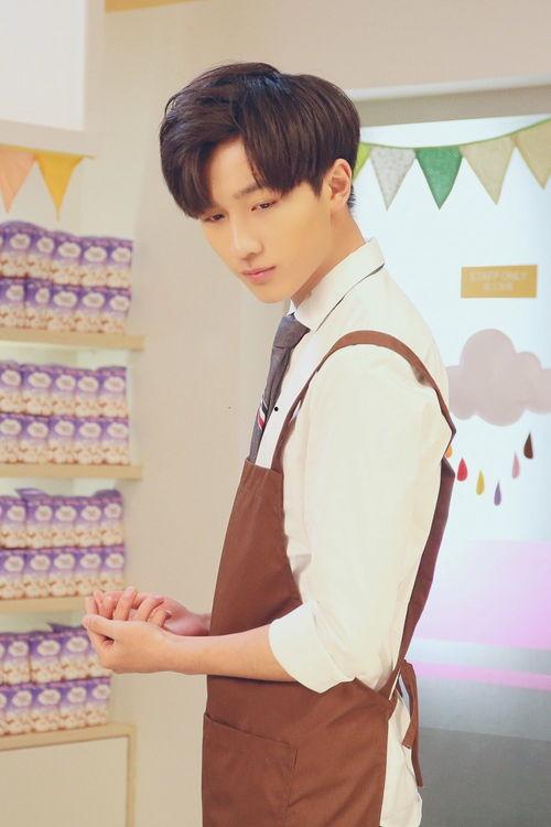 李宏毅娱乐吃瓜,揭秘明星幕后趣事 第3张 李宏毅娱乐吃瓜,揭秘明星幕后趣事 第3张