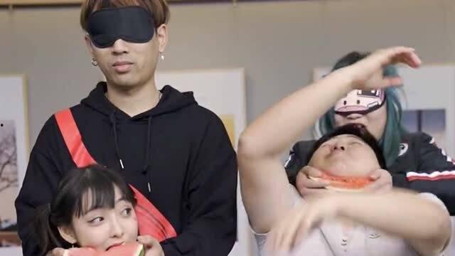 空姐吃瓜娱乐,空姐揭秘娱乐圈幕后吃瓜趣事 第3张 空姐吃瓜娱乐,空姐揭秘娱乐圈幕后吃瓜趣事 第3张