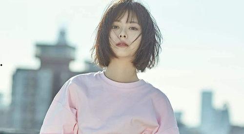 谭松韵娱乐吃瓜八卦微博,揭秘明星幕后故事，吃瓜群众狂欢时刻！”  第2张