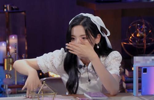 娱乐吃瓜酱杨超越,从娱乐吃瓜酱到现象级明星的蜕变之路 第2张 娱乐吃瓜酱杨超越,从娱乐吃瓜酱到现象级明星的蜕变之路 第2张